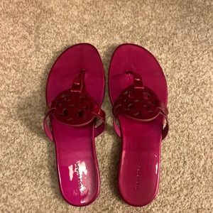 Hot pink patent leather Tory Burch Millers size 10